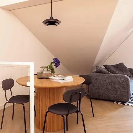 Apartment Sztokholm W Centrum Z Prywatnym Parkingiem - Izby Podhalanskie Neumarkt